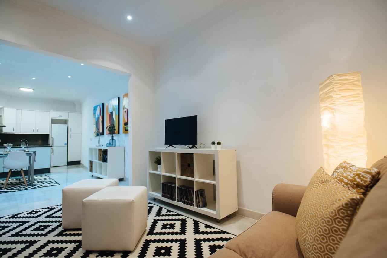 Holi-Rent Lanza Apartment Sevilla Bagian luar foto
